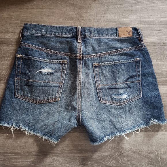 AE Outfitters Distressed Shorts - Picture 2 of 5